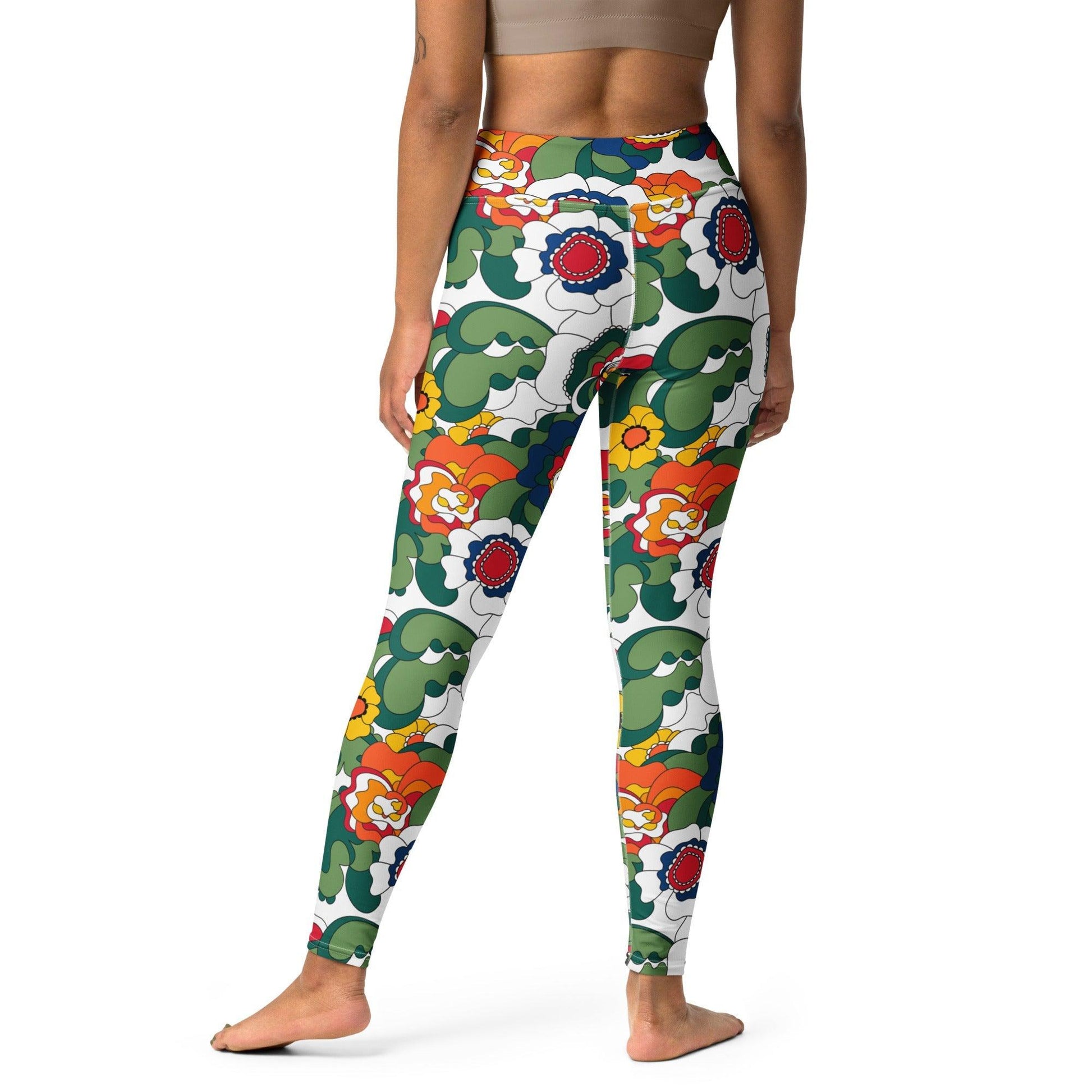 GROOVY KURBITS white - Yoga Leggings | SHALMIAK