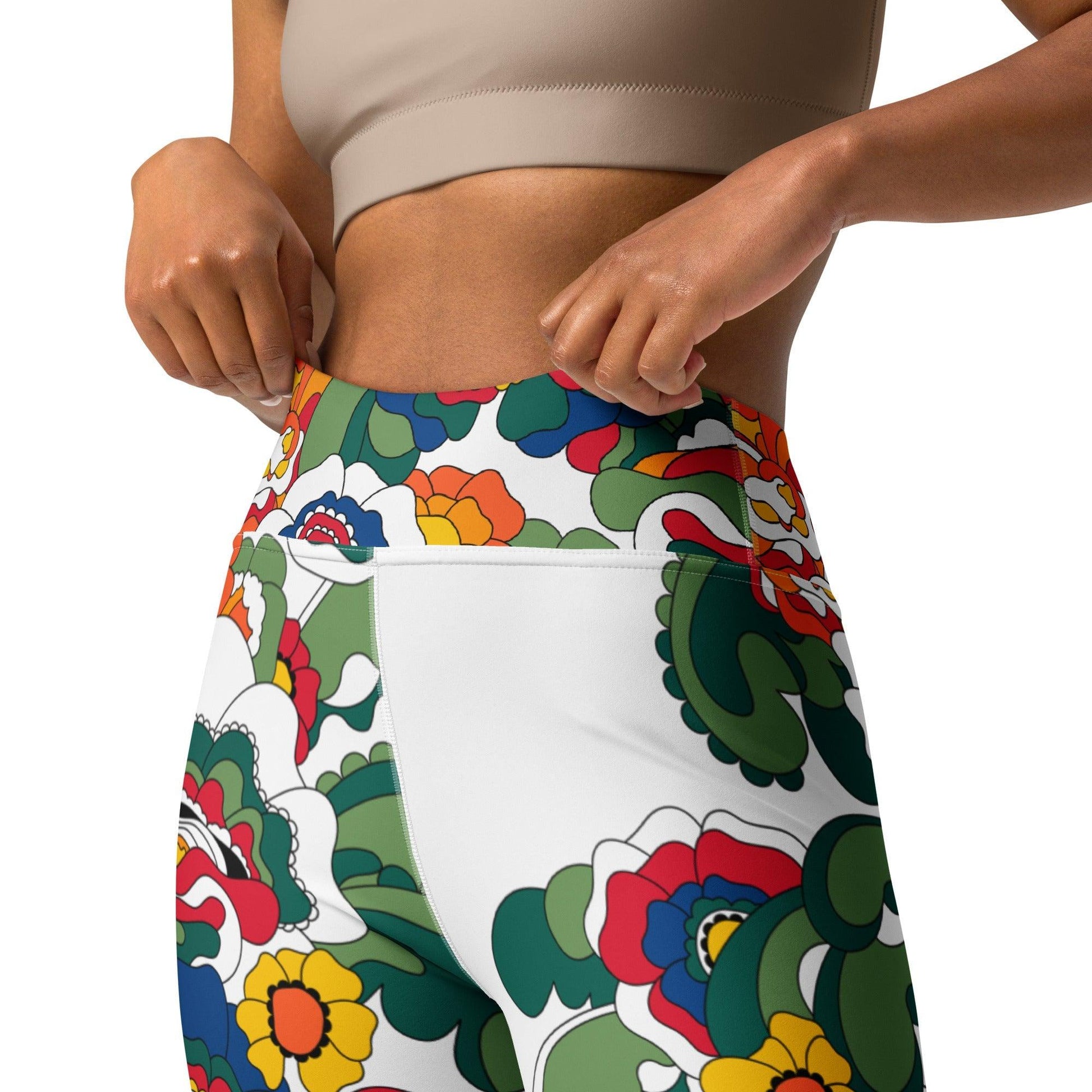 GROOVY KURBITS white - Yoga Leggings | SHALMIAK