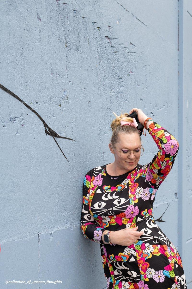 MAGICAT black - Midi Dress With Pockets with black cats | SHALMIAK