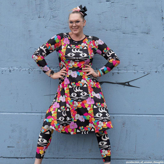 MAGICAT black - Midi Dress With Pockets with black cats | SHALMIAK