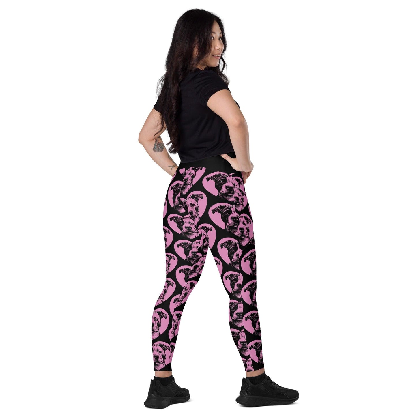 Dog breed leggings with pockets - AMERICAN STAFFORDSHIRE TERRIER - HERTTAHOUND - pink - Retro floral print