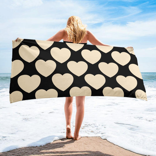Towel - ELLIE LOVE black - Bold Heart Print
