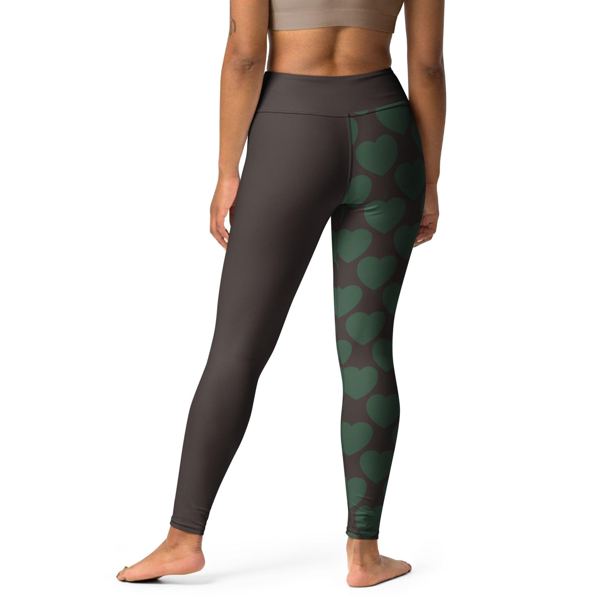 Yoga leggings - ELLIE LOVE forest - Bold heart print