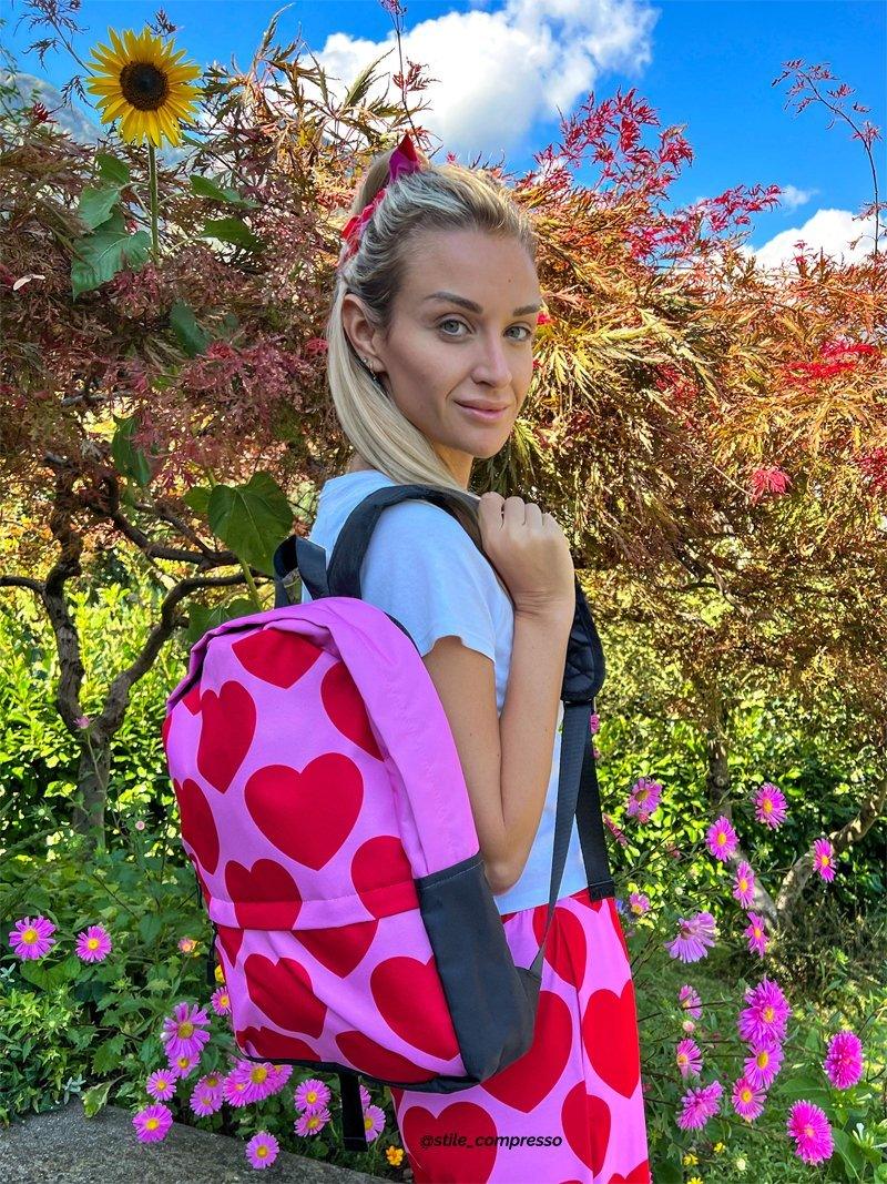 Backpack - ELLIE LOVE red - Bold heart print