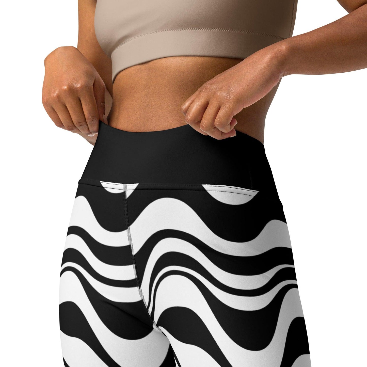 Yoga leggings -2- ENERGY WAVES black - Wavy stripe print