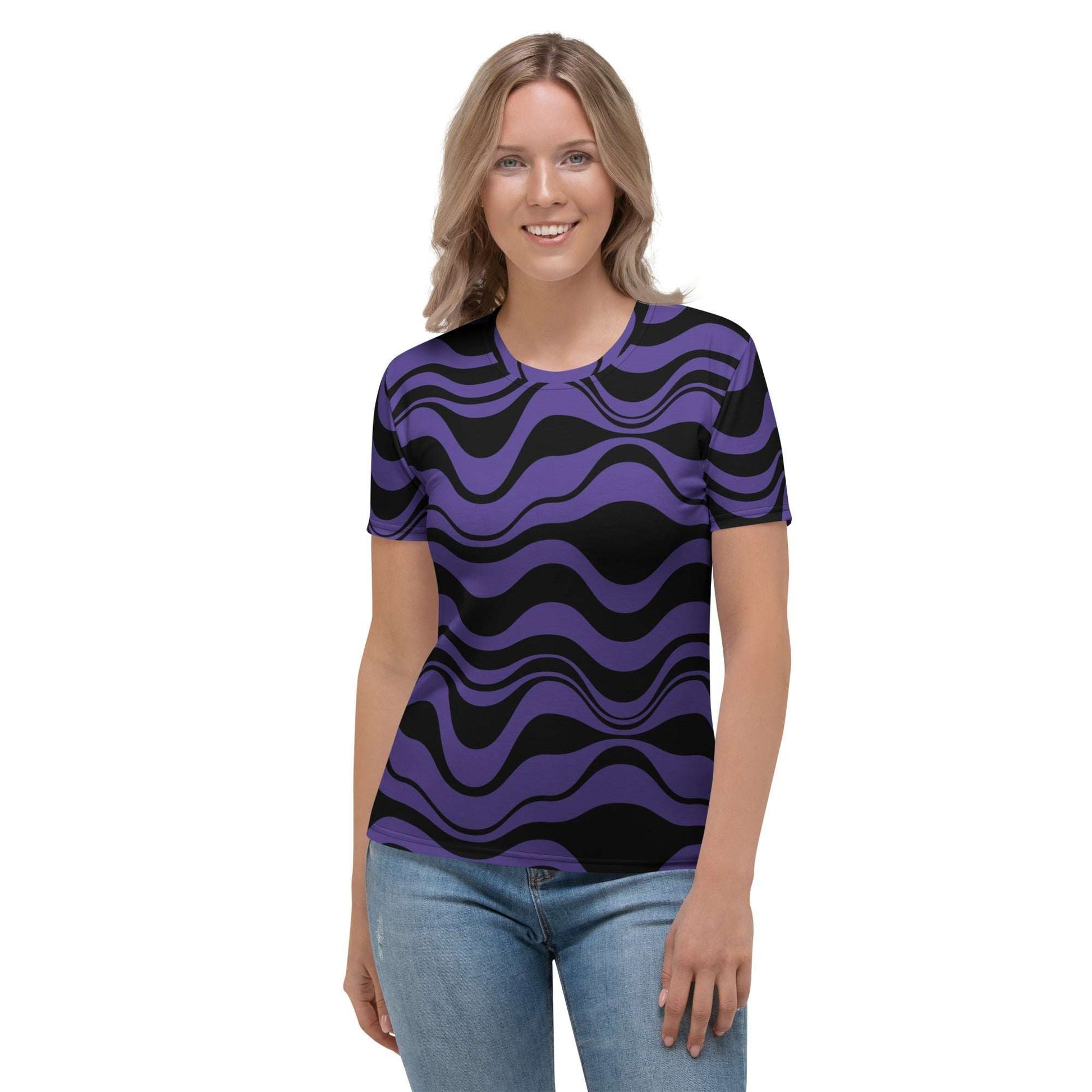 Woman's t-shirt - ENERGY WAVES purple black - Wavy stripe print