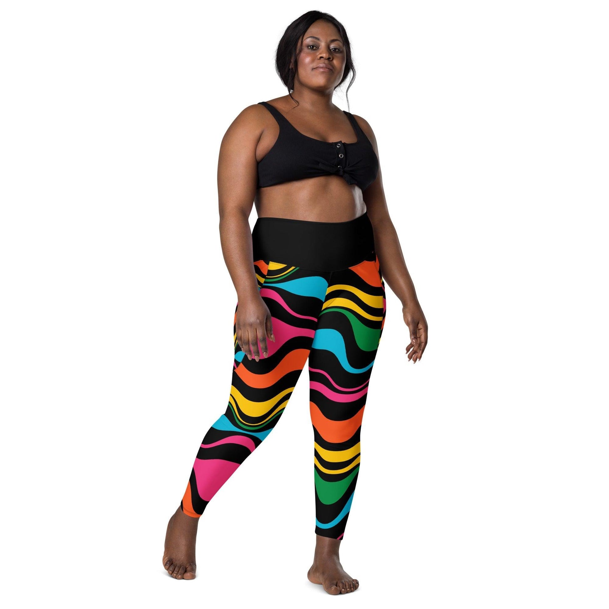 Leggings with pockets - ENERGY WAVES rainbow black - Wavy stripe print