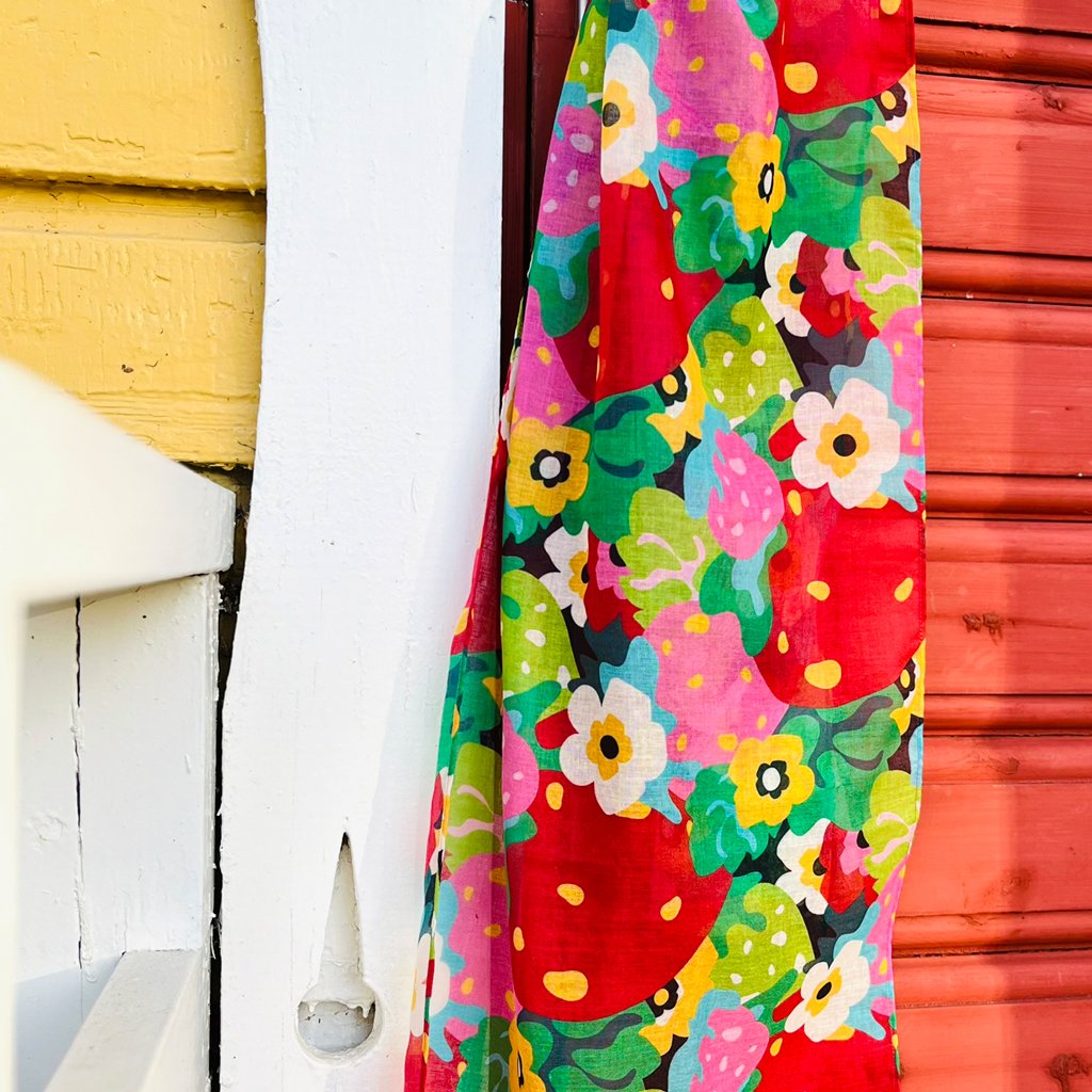 Scarf - BERRYLEI - Colorful strawberry print