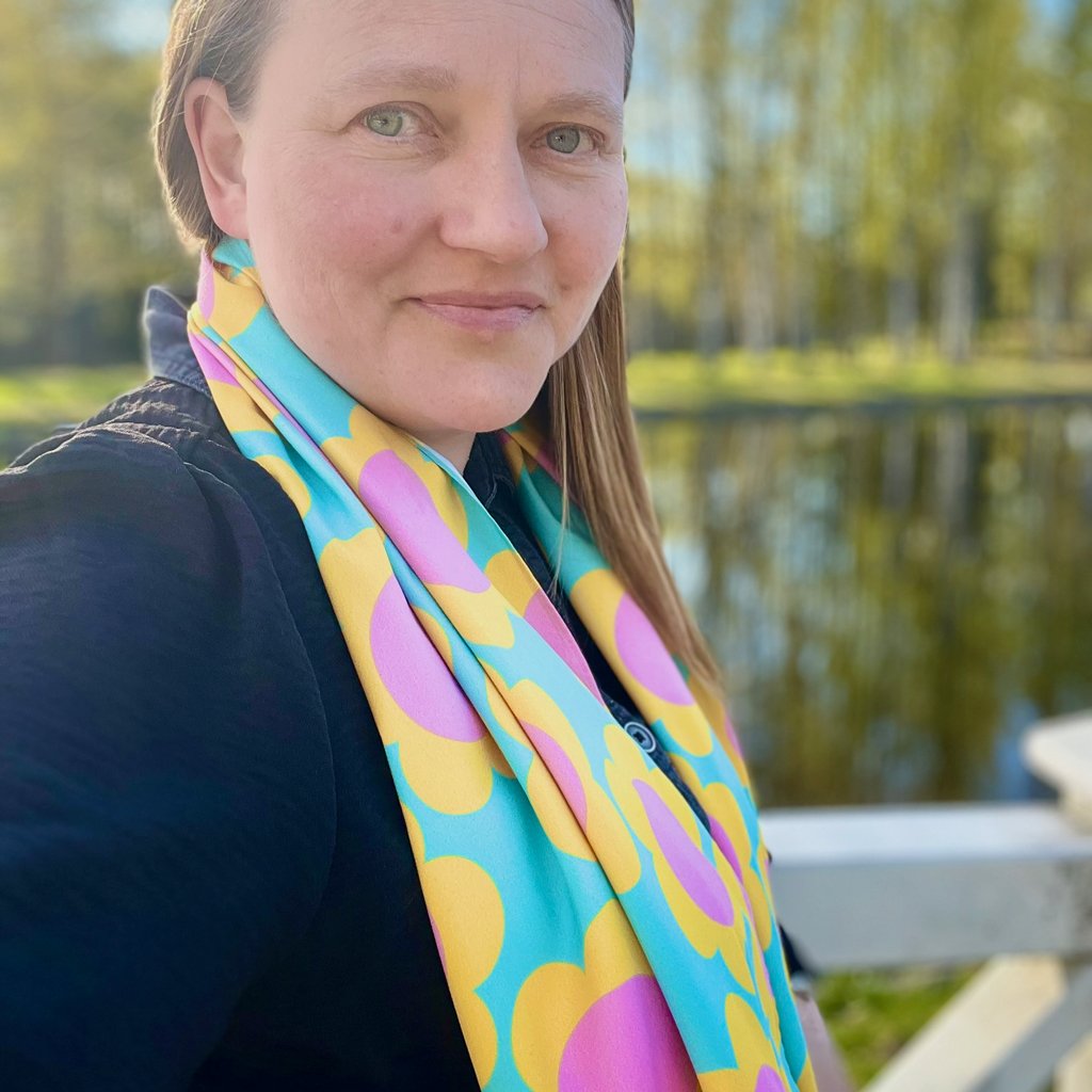 Scarf - ELLIE - Classic floral print