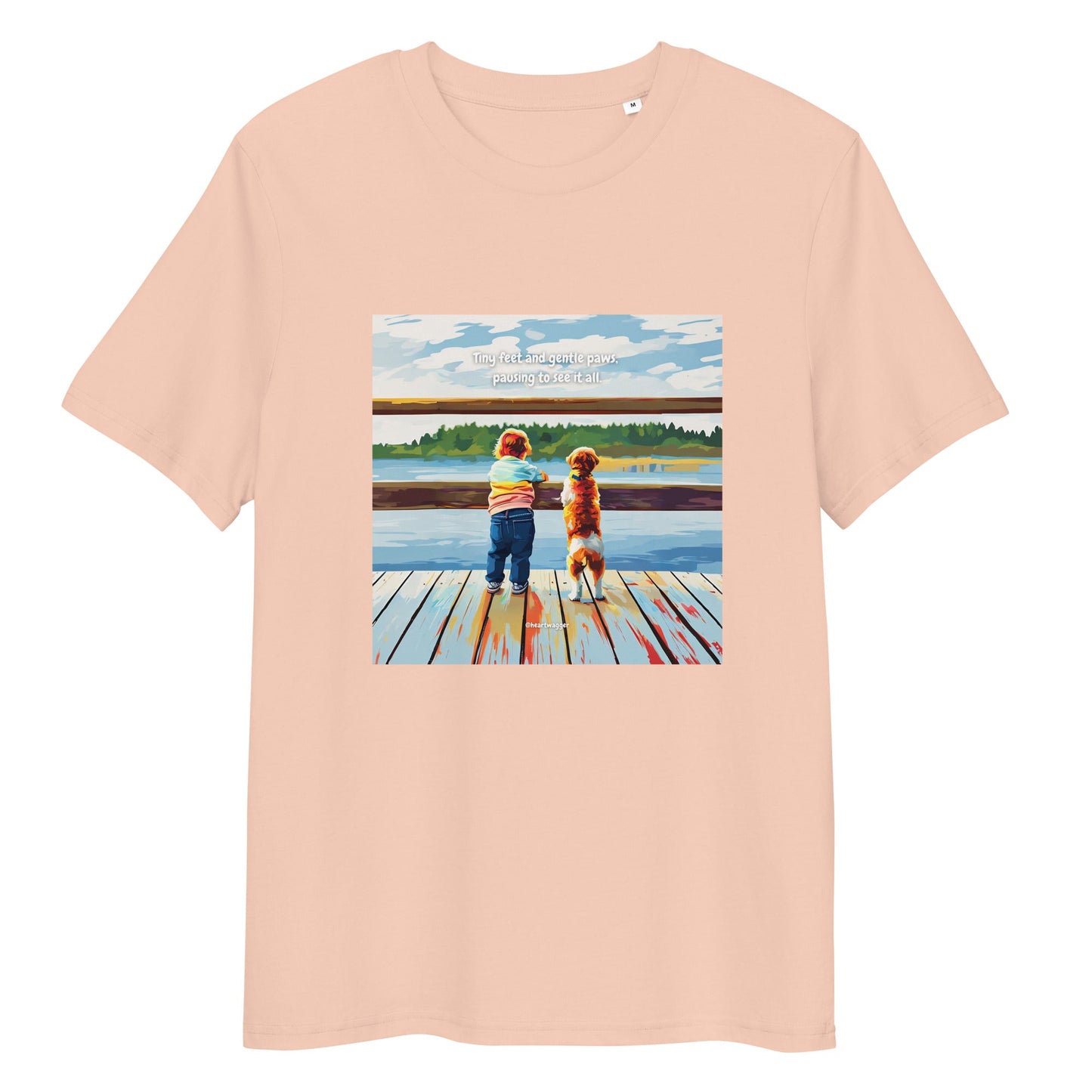 T-Shirt - Tiny feet and gentle paws, pausing to see it all Fraiche Peche